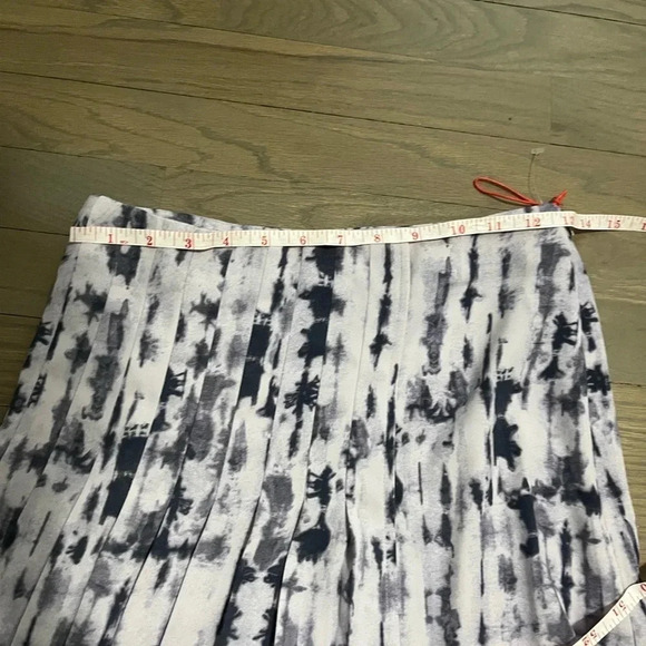 NWOT. Open Edit Pleated Midi Skirt Purple Tie Dye Size XS. Measurements in pics - Picture 11 of 11